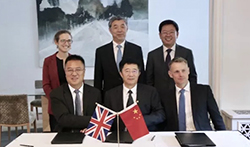 启迪清风与英国CATAPULT 、烟台市共同签署《中英“两国双园”海洋科技产业园合作协议》